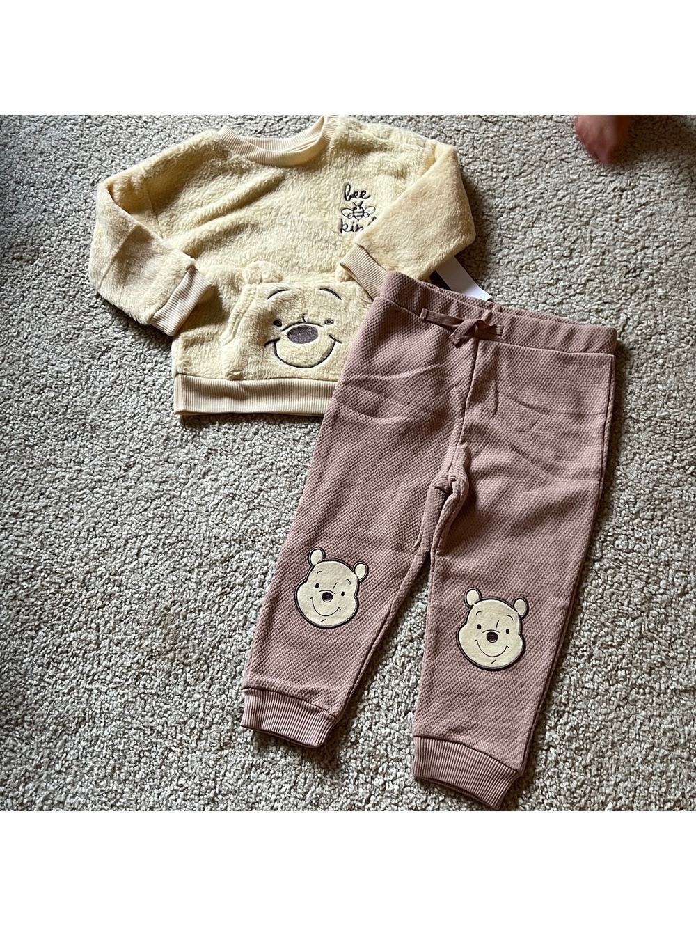 Disney Winnie the Pooh Toddler 2-Piece Fleece Outfit Set 18M